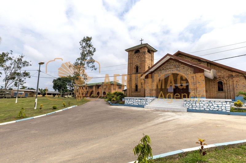 Afrikimages gabon/  koulamoutou