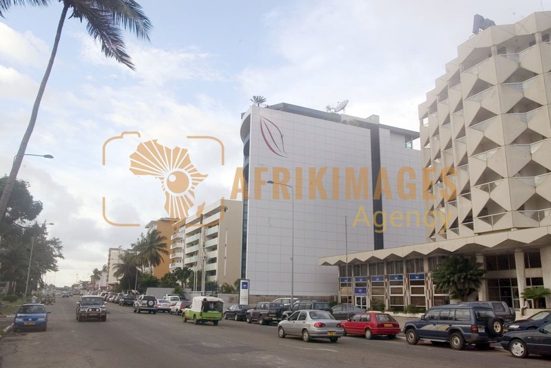 Afrikimages gabon / equipement et immobilier