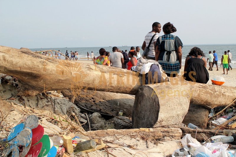 Afrikimages pollution de l'environnement 