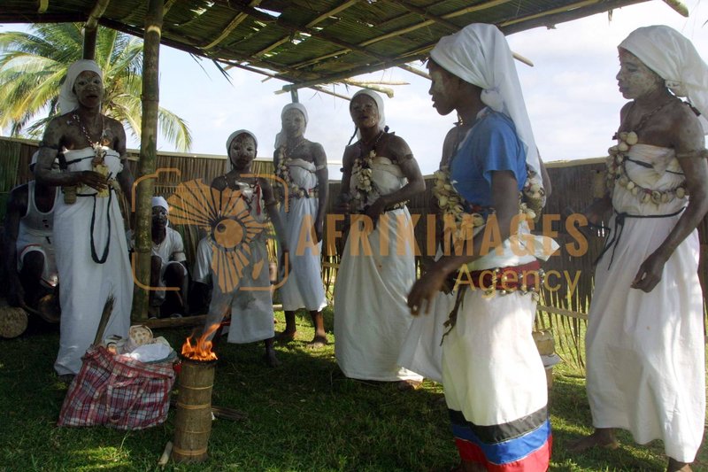 Afrikimages cultes et sectes