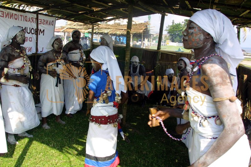 Afrikimages cultes et sectes