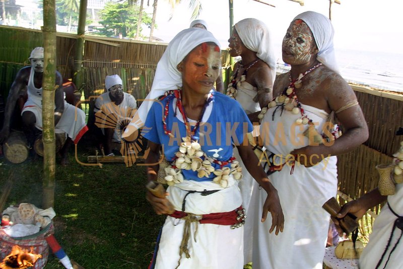 Afrikimages cultes et sectes