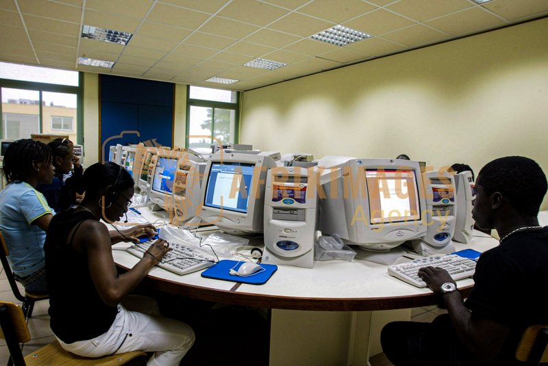 Afrikimages complexe scolaire michel dirat