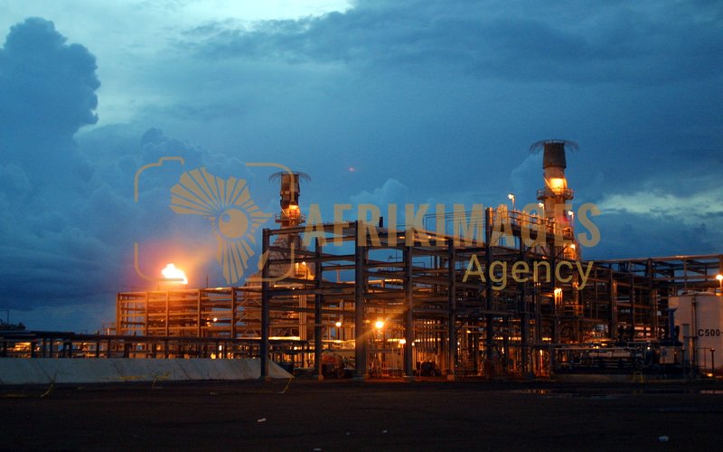 Afrikimages tchad / industrie 