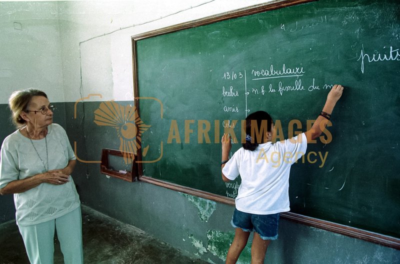 Afrikimages école libanaise à kinshasa