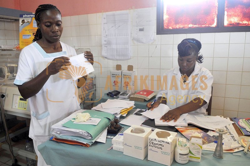 Afrikimages recherche et personnel médical