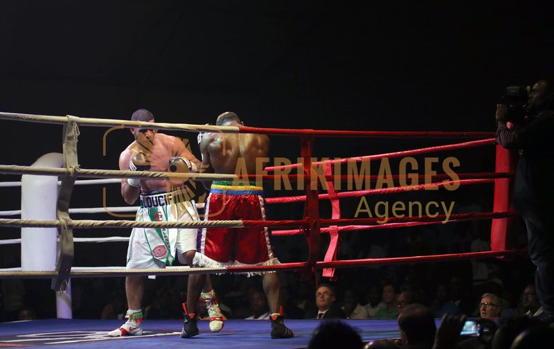 Afrikimages boxe