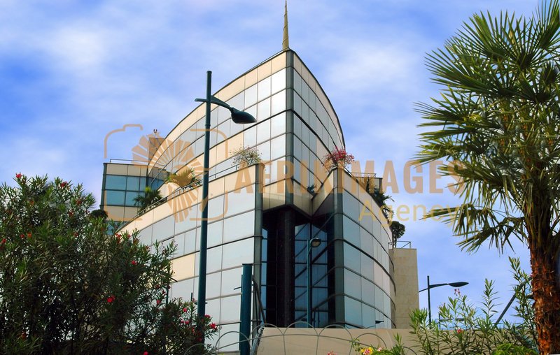 Afrikimages gabon / equipement & immobilierimmeuble