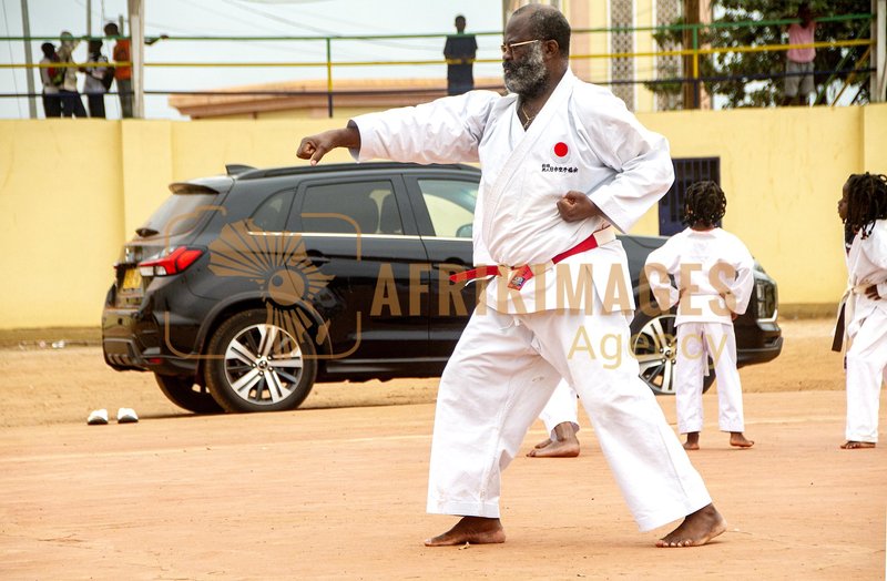 Afrikimages krte011