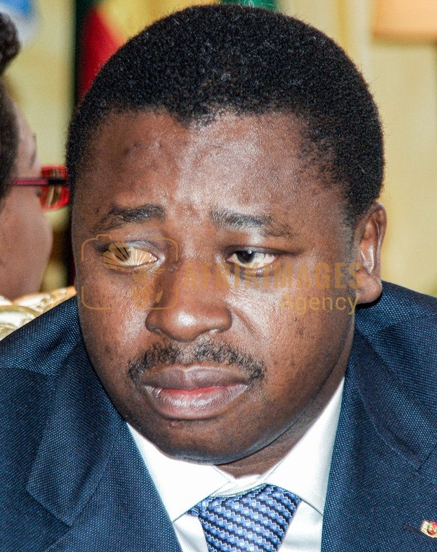 Afrikimages dip00246