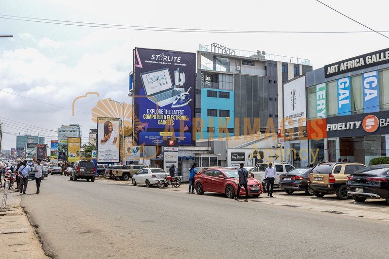 Afrikimages ville / accra