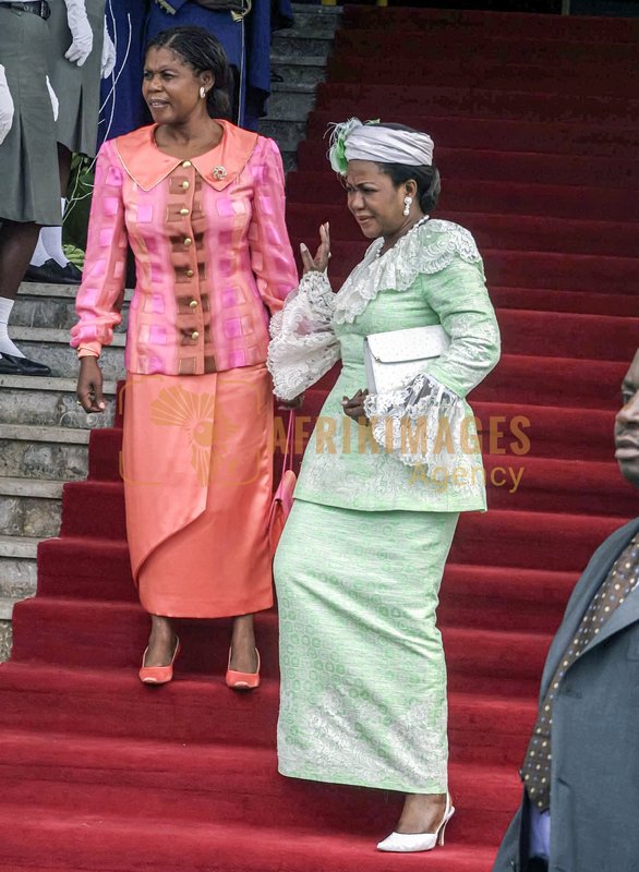 Afrikimages dip00330