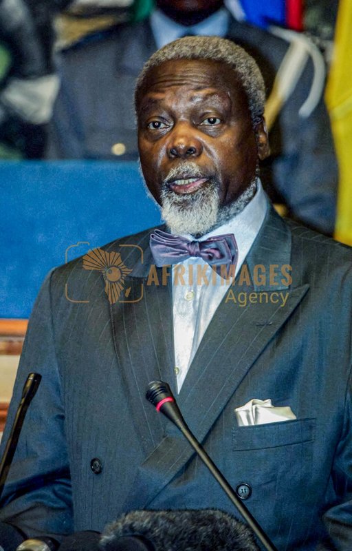 Afrikimages dip00387