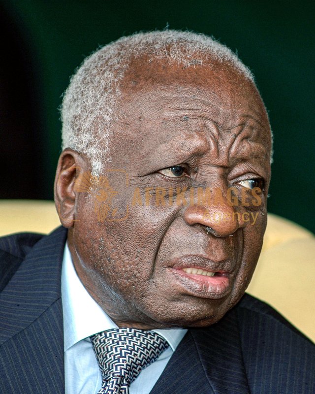 Afrikimages dip00743