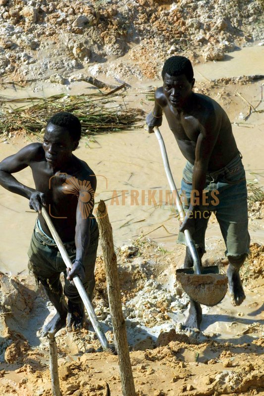 Afrikimages sierra leone / métaux & minéraux