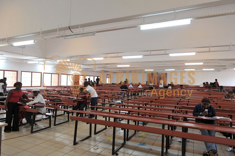Afrikimages gabon/  universités
