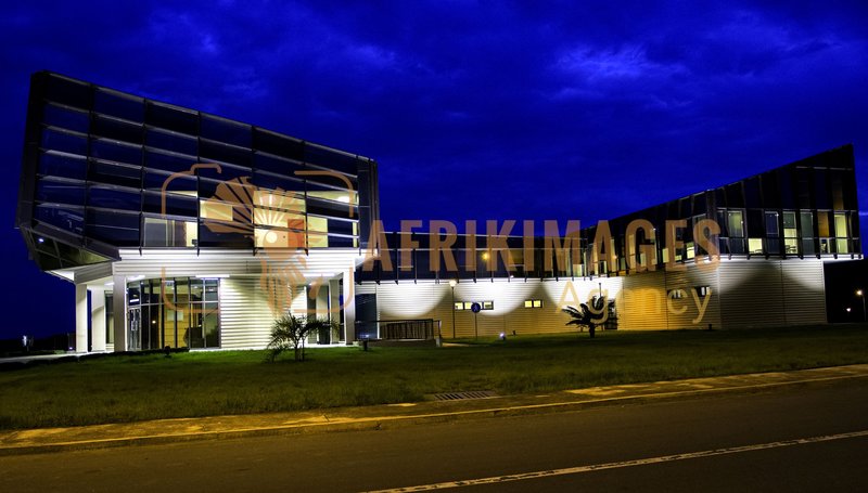 Afrikimages gabon/  ecole des mines et de la metallurgie de moanda