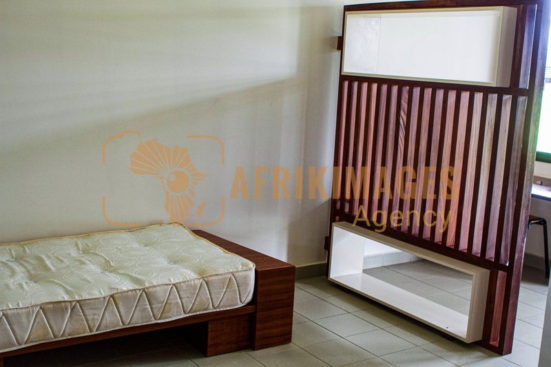 Afrikimages gabon/  ecole des mines et de la metallurgie de moanda