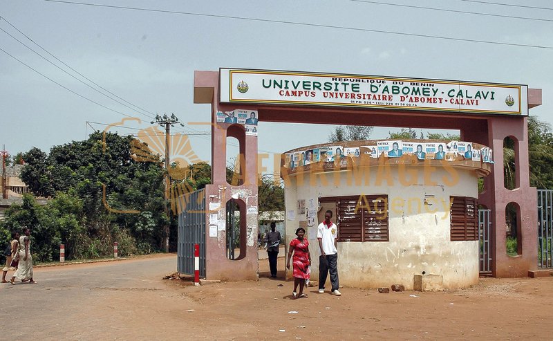 Afrikimages bénin /  universités