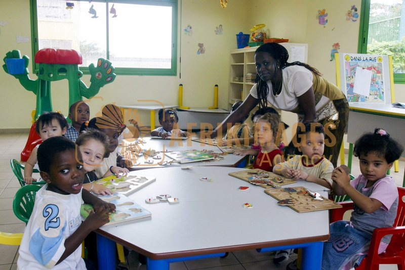 Afrikimages gabon /  préscolaire