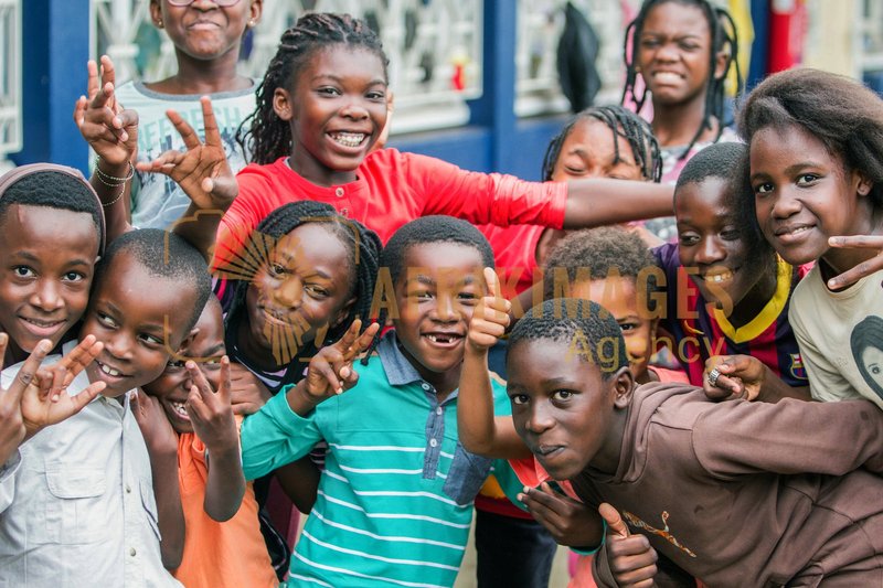 Afrikimages gabon /  écoliers