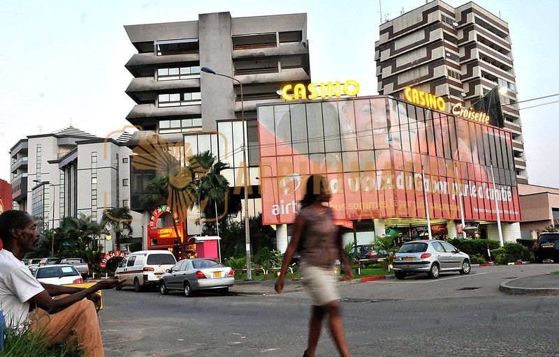 Afrikimages gabon /  libreville