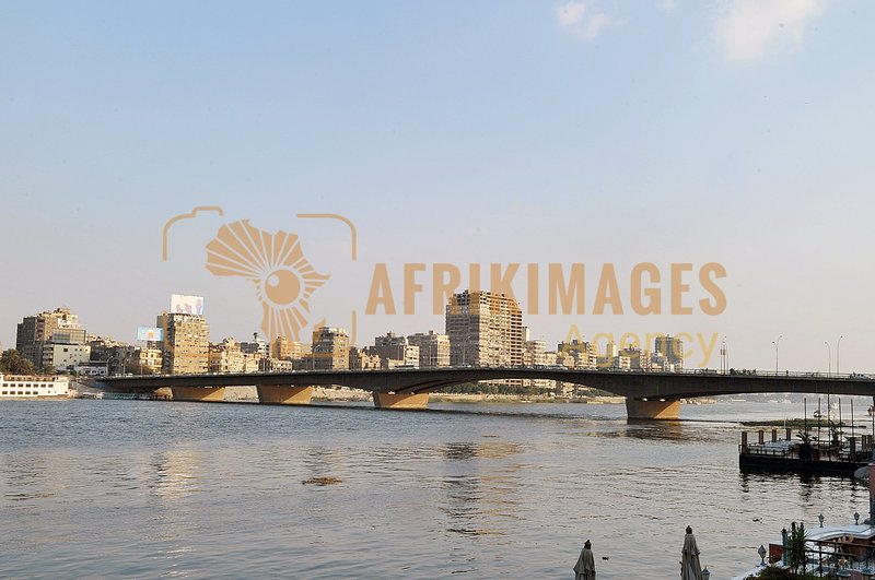 Afrikimages egypte /  caire